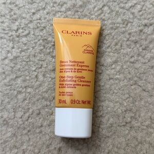 Clarins Gentle Exfoliating Cleanser